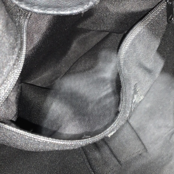 Bueno black faux leather ruffled tier shoulder bag - Picture 5 of 8